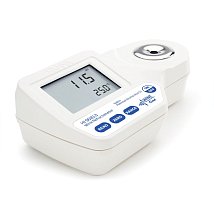 HI96813 цифровой рефрактометр для анализа %Брикс и спирта в вине, сусле и соке HANNA INSTRUMENTS HI96813 по лучшей цене с доставкой - интернет-магазин Прогрессивные решения